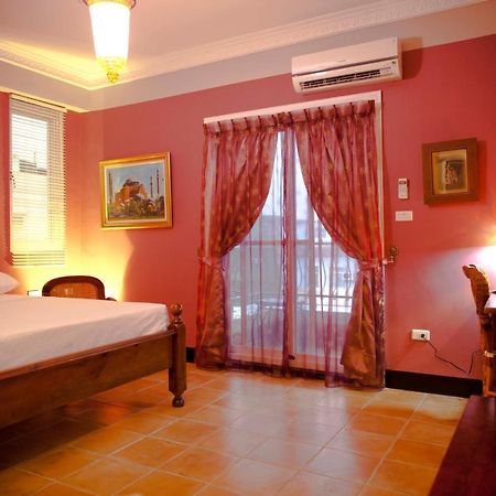 Alongs Garden Bed & Breakfast Hằng Xuân Cổ Trấn Ngoại thất bức ảnh