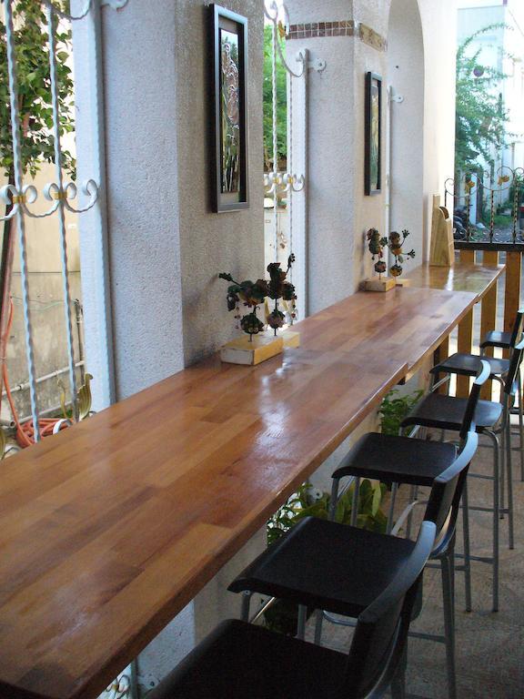 Alongs Garden Bed & Breakfast Hằng Xuân Cổ Trấn Ngoại thất bức ảnh