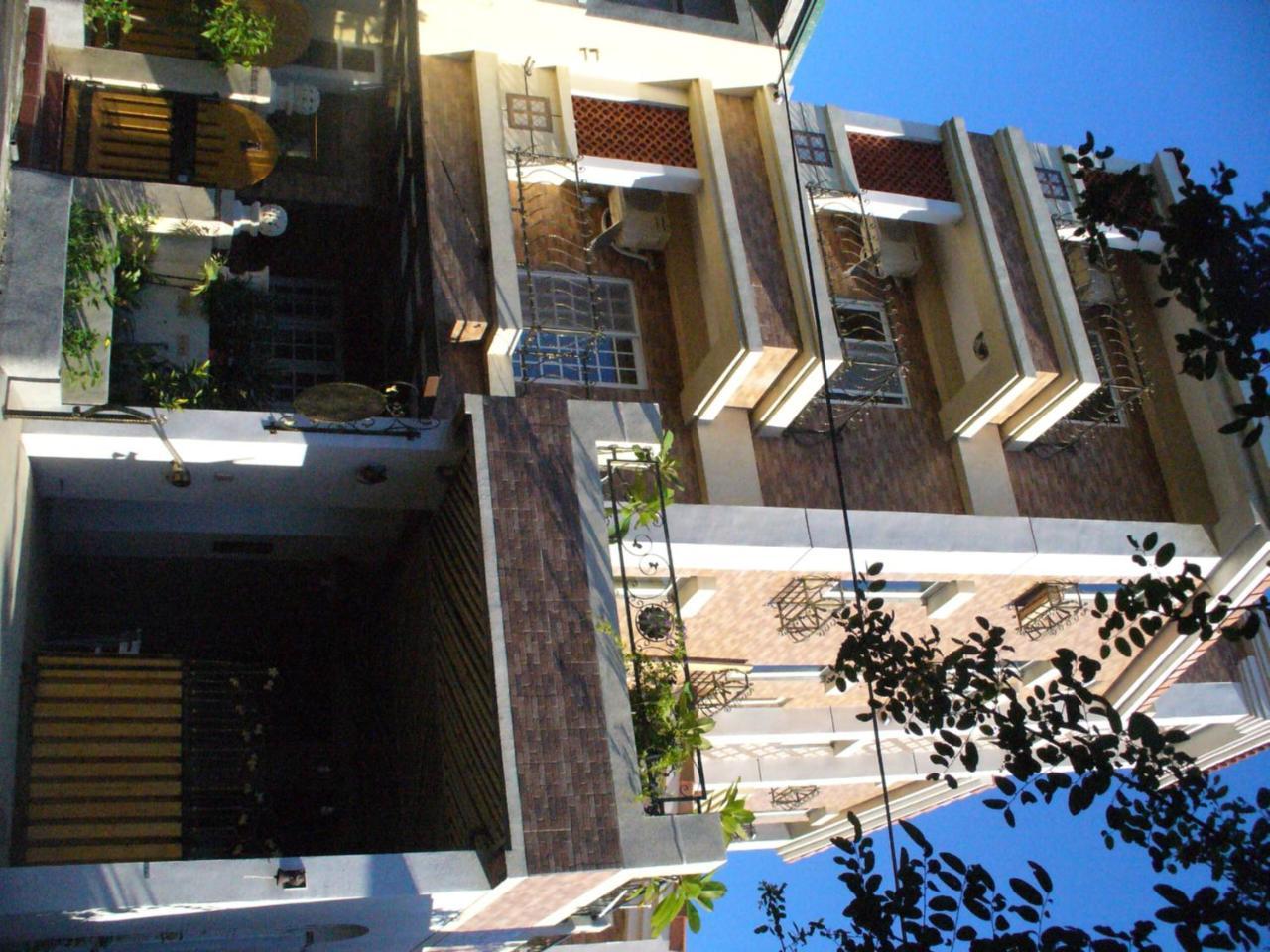 Alongs Garden Bed & Breakfast Hằng Xuân Cổ Trấn Ngoại thất bức ảnh