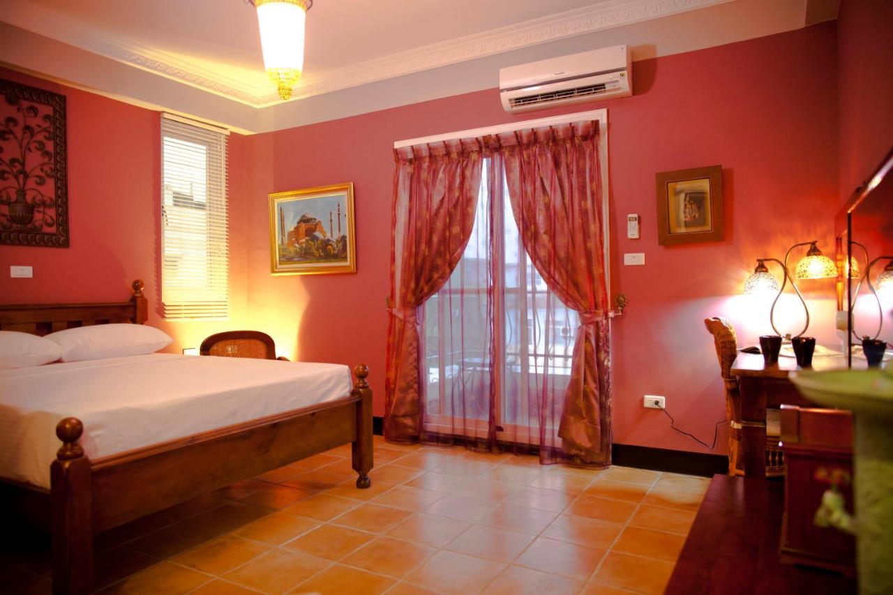 Alongs Garden Bed & Breakfast Hằng Xuân Cổ Trấn Ngoại thất bức ảnh