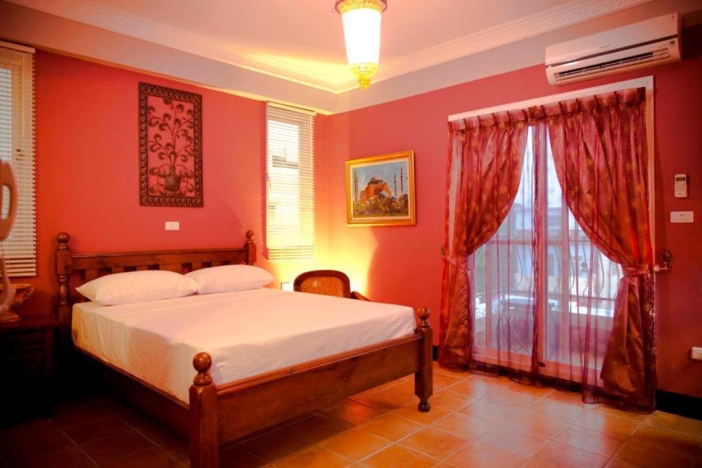 Alongs Garden Bed & Breakfast Hằng Xuân Cổ Trấn Ngoại thất bức ảnh